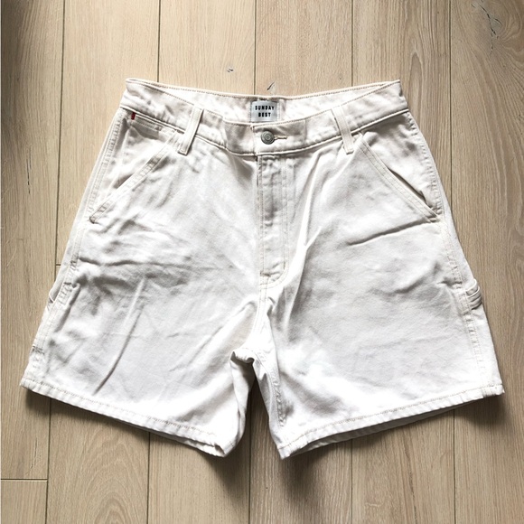 Aritzia Sunday Best Demo Cargo Short in Sandstorm - Picture 2 of 15